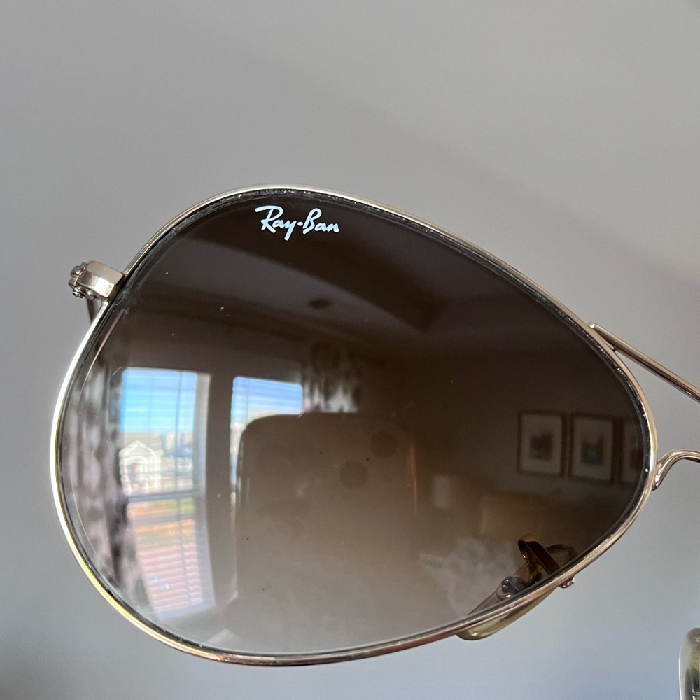 Ray-Ban Gold Aviators - Picture 2 of 6